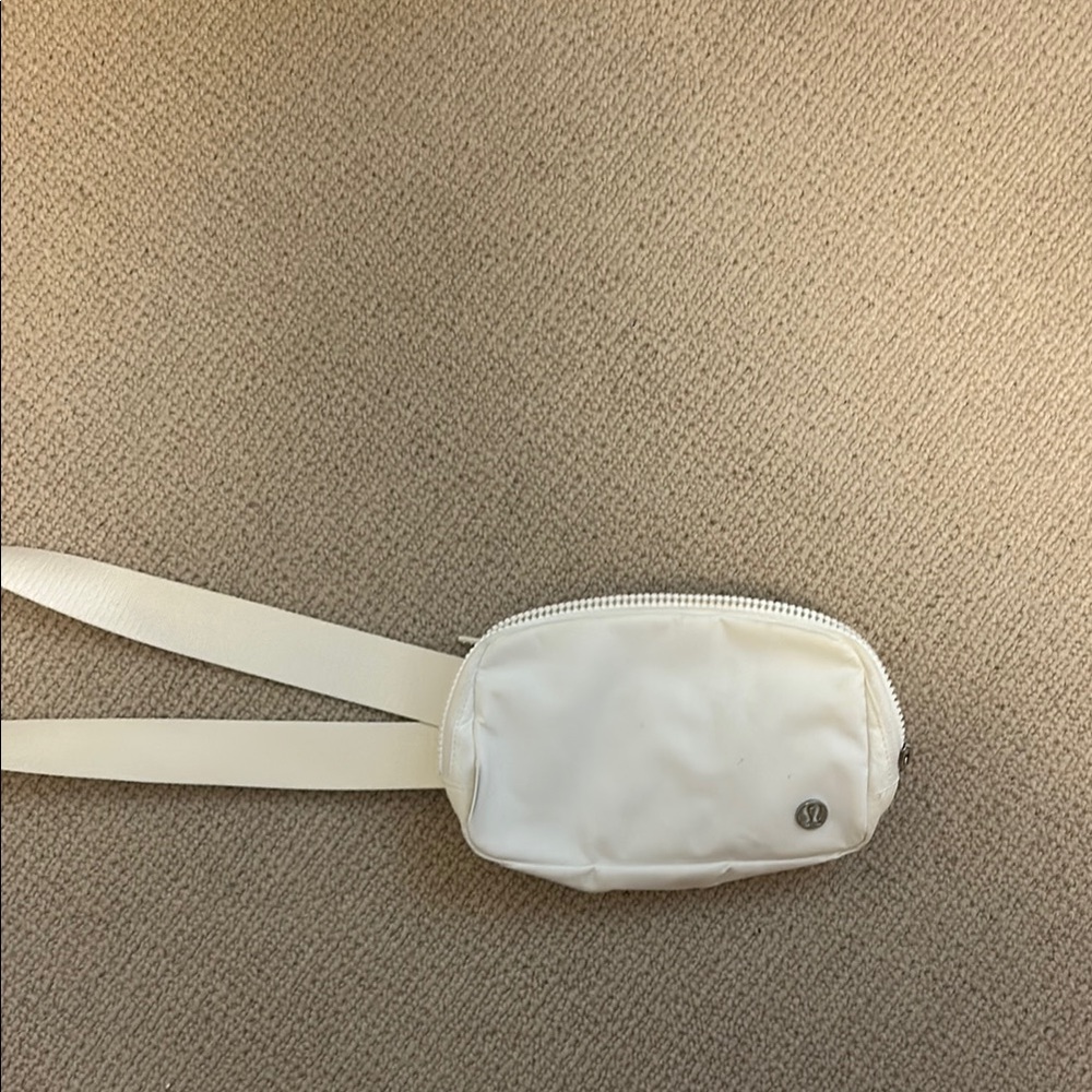 White Lululemon Belt Bag
